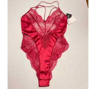 Sloane Soft Lace Plunge Teddy